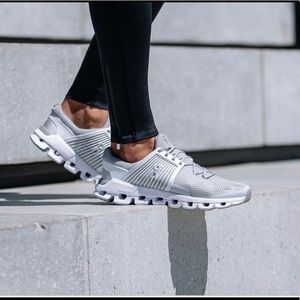 On Cloudswift Helion Running shoes